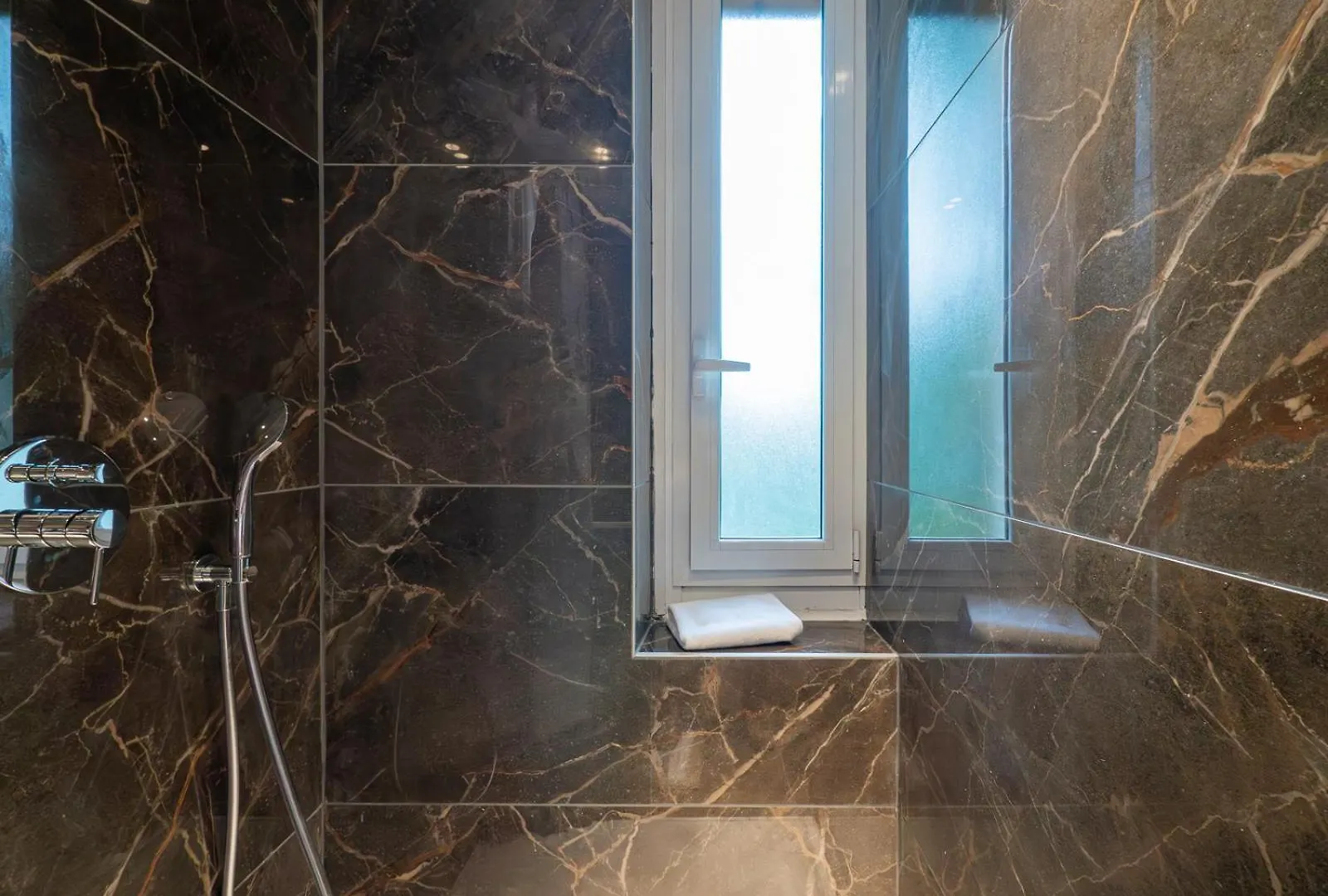 Xenia Apartments - Elegant Studio In San Siro Area Milan